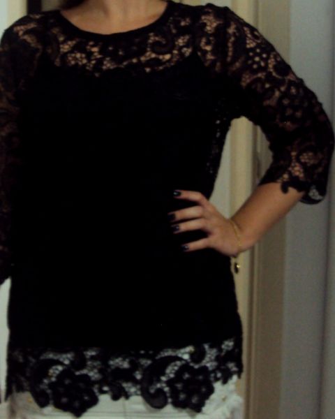 Blusa de Renda Manga 3/4