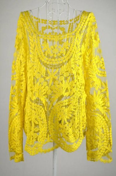 Blusa de Renda Manga Longa